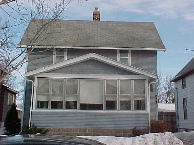 Building Photo - 927 Forest Ave