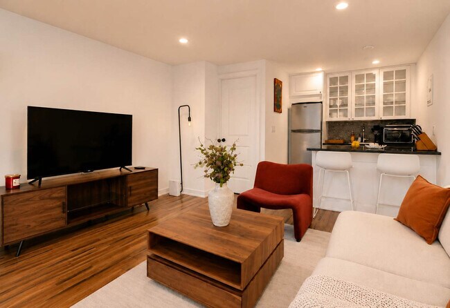 49 W 16th St Unit SI ID1289703P
