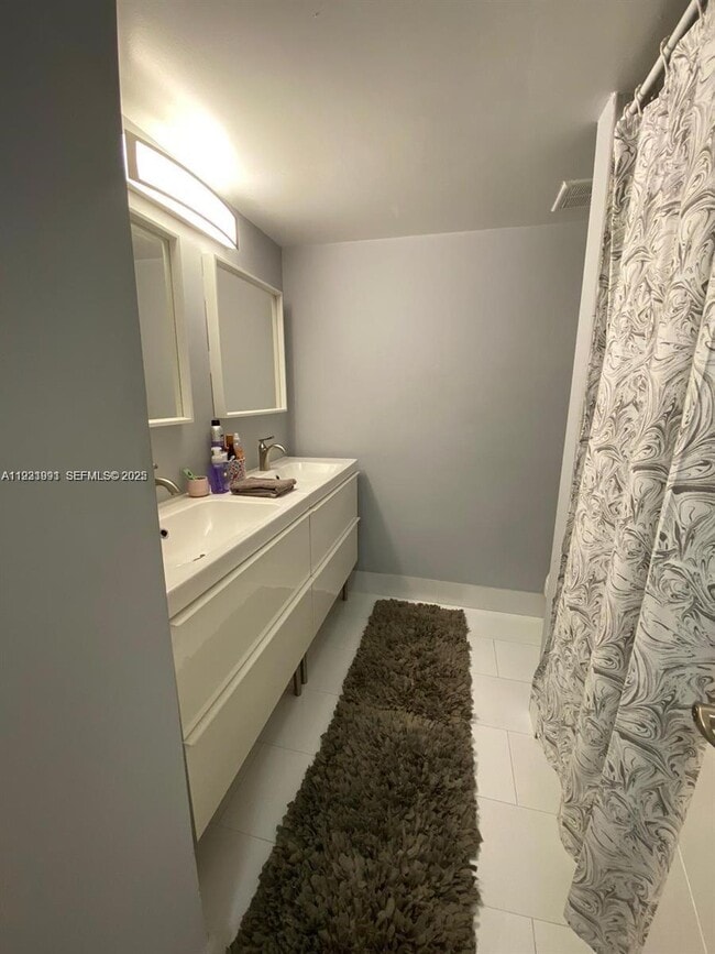 Photo - 455 S Pine Island Rd Unidad 307C