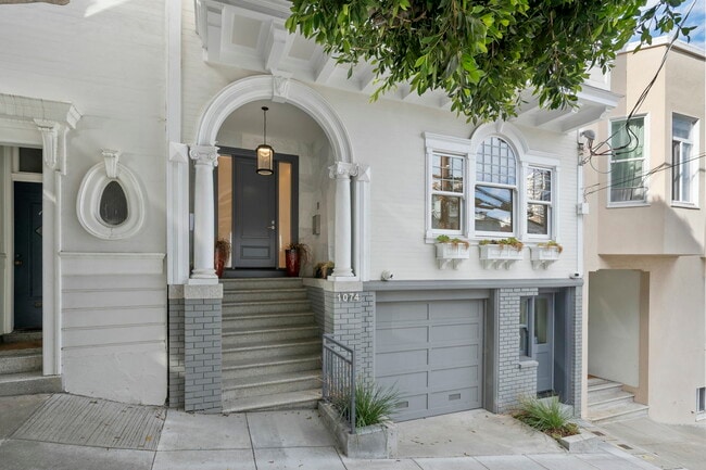 Photo - 1074 Filbert St