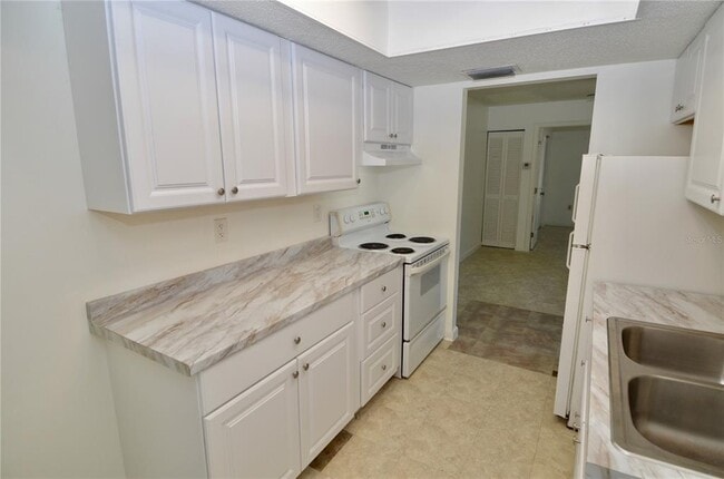 Photo - 411 San Miguel Ave