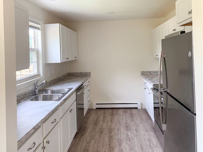 Building Photo - 340 Spear St Rental