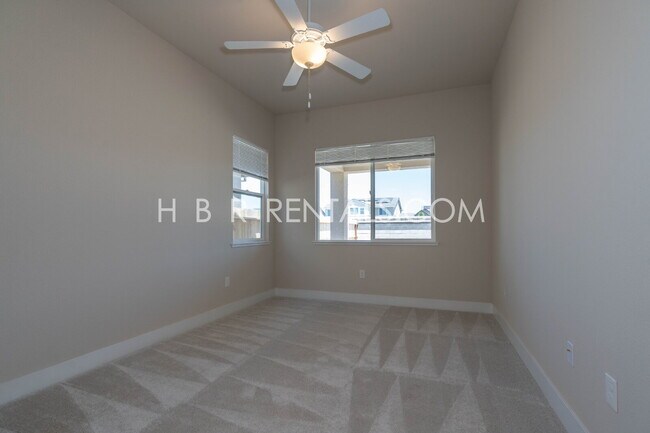 Photo - Spacious Elegance: 4-Bedroom with 3.5 Baths on Ottawa Ave, Manteca!
