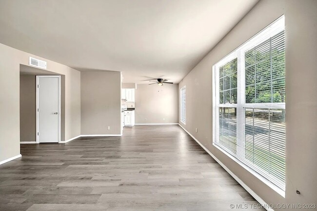 Photo - 6806 S Toledo Ave Unit 405