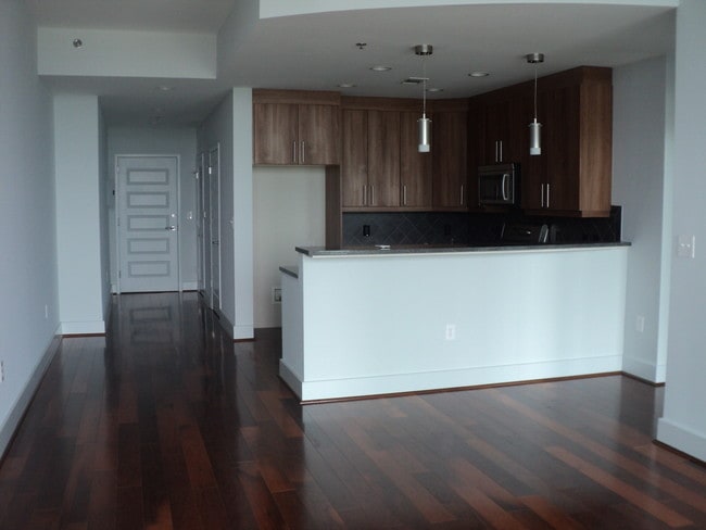 Photo - 1080 Peachtree St NE Unit 1705