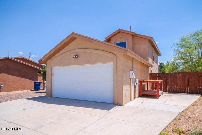 Photo - 4008 Tierra Inez Pl