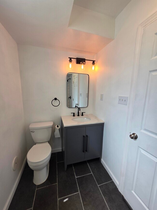 Photo - 203 Halladay St Unit 1