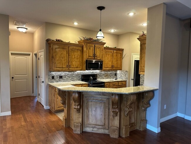 Photo - EXECUTIVE STYLE HOME