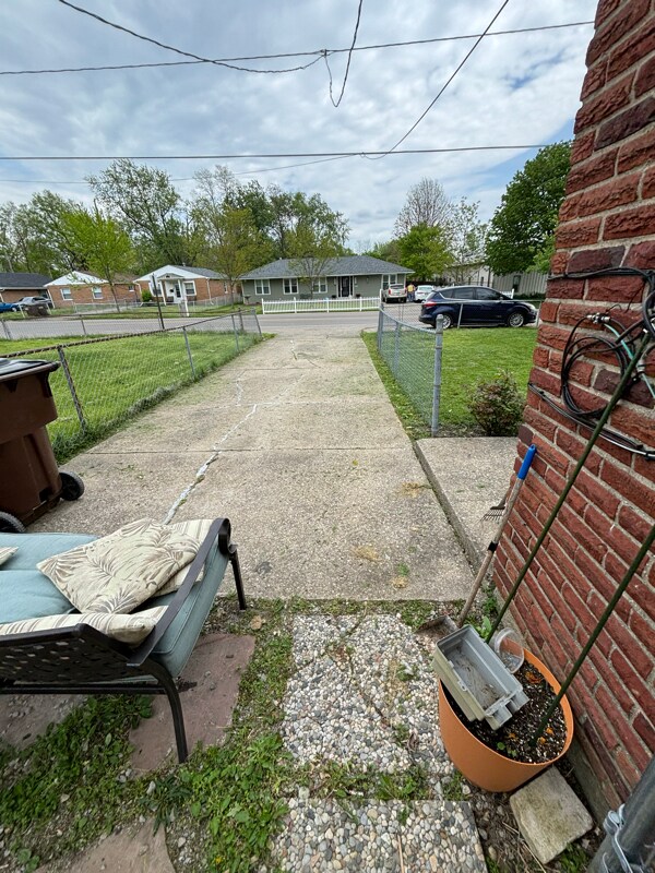 Photo - 173 Olive Rd