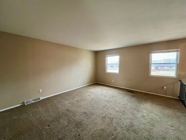 Photo - Fairview 5806-5810 Unit Fairview 5810