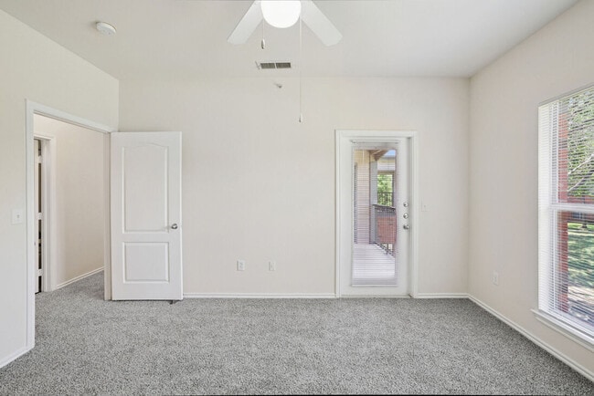 Photo - 3150 S Garrison Rd Unidad 1417