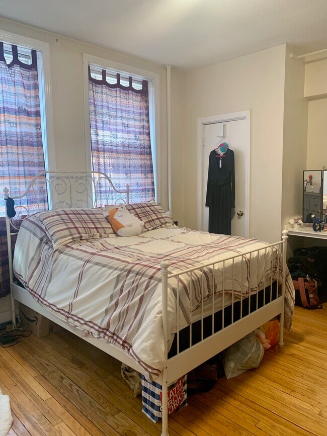 Photo - 246 S Huntington Ave Unit 2