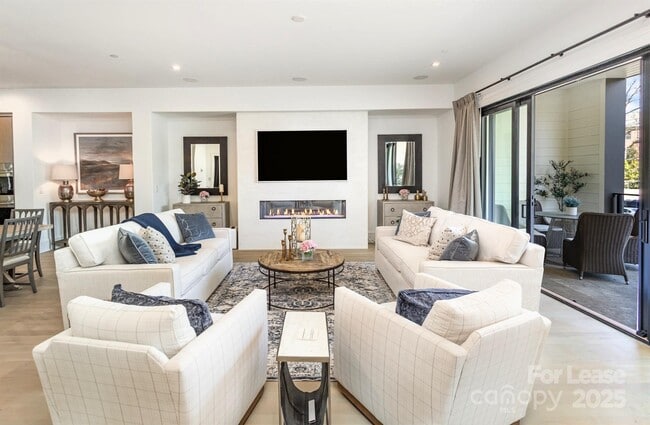 Photo - 616 Queens Rd