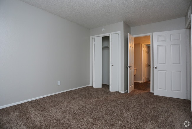 2x2/ 900&nbsp;ft²/ B1 - Hidden Oasis