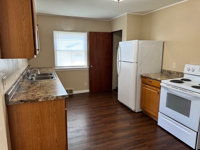 Photo - 1736 Davie St Unit 0