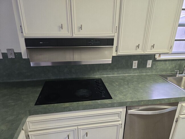 Photo - Refurbished - 3 bdrm 1.5 bath