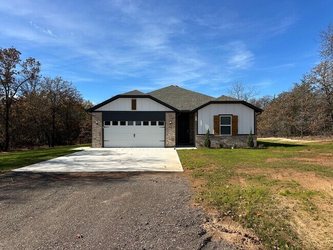 Photo - New Construction 3 Bedroom, 2 Bathroom on a 1.54 wooded acre lot!