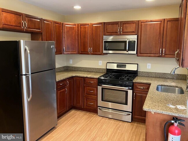 Photo - 15 Blueberry Ln