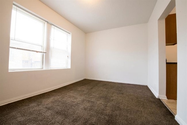 Photo - 6700 S Indiana