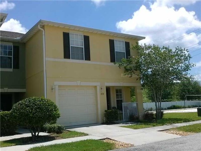 Photo - 652 Cresting Oak Cir Townhome