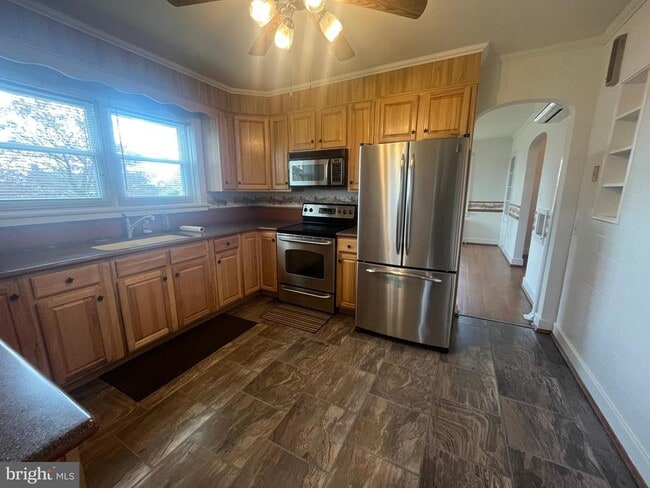 Photo - 10924 Buchanan Trail E