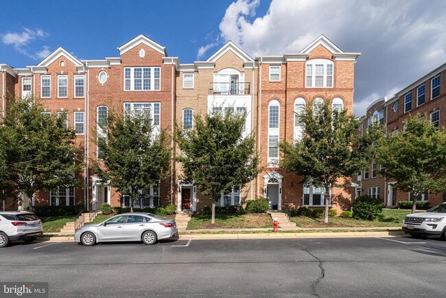 Photo - 20614 Maitland Terrace Townhome