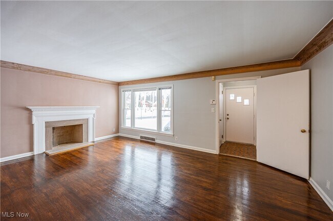 Photo - 23211 Fernwood Dr