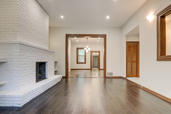 Photo - 190 Seaton St Unit Main