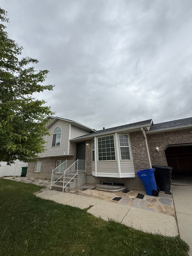 Coming soon 4 Bed/ 3 Bathroom house in Wes... - Coming soon 4 Bed/ 3 Bathroom house in Wes...
