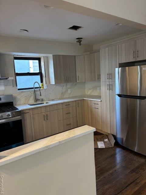 Photo - 104-28 94th Ave