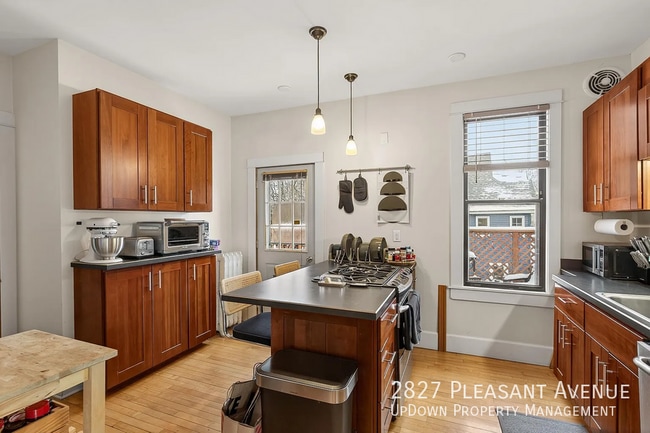 Photo - 2827 Pleasant Ave