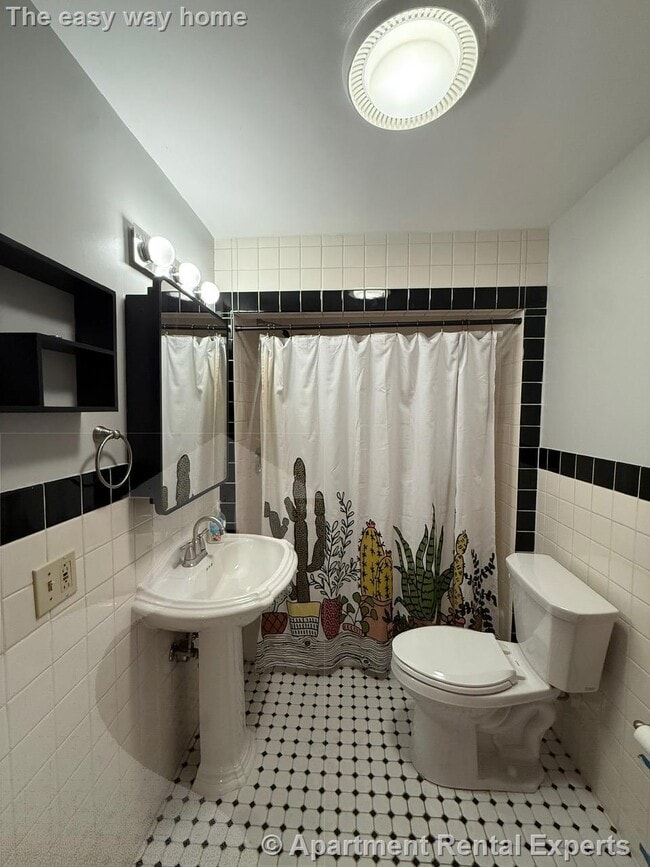 Photo - 25 Putnam St