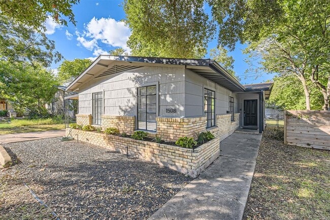 Photo - 1508 Ridgemont Dr