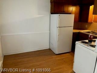 7800 Thayer Dr