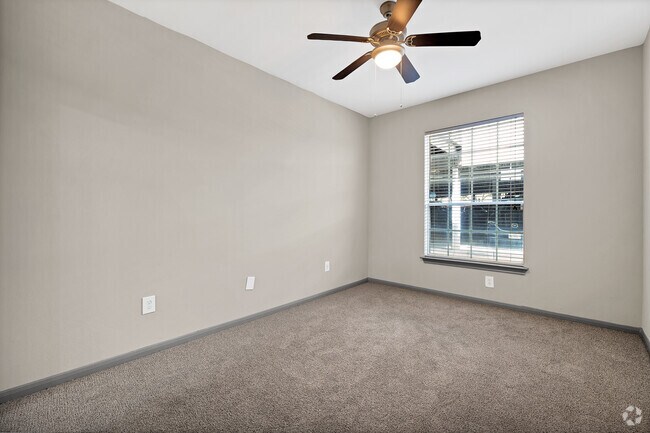 2BR, 2BA - 1,098SF - Bedroom - Hadley Midtown