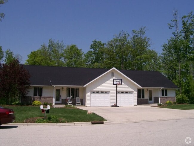 Building Photo - W3176 Elm Ln Rental