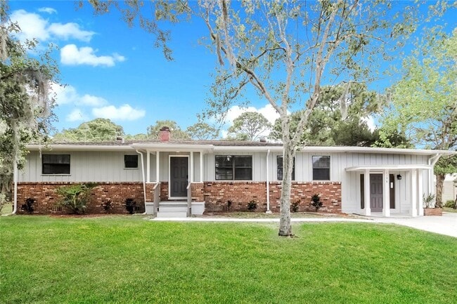 Photo - 1198 S Golf Lake Dr House