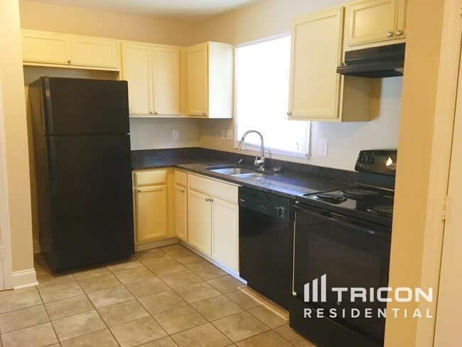 Photo - 1252 Polk St