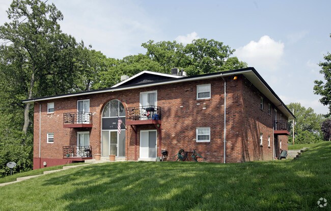 Ashby Square Apartments - Ashby Square Apartments