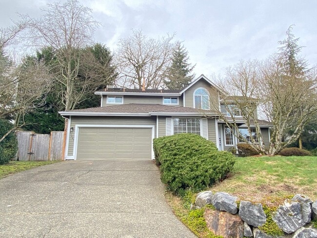 Building Photo - Beautiful 4BR Home in Hillshire Terrace
