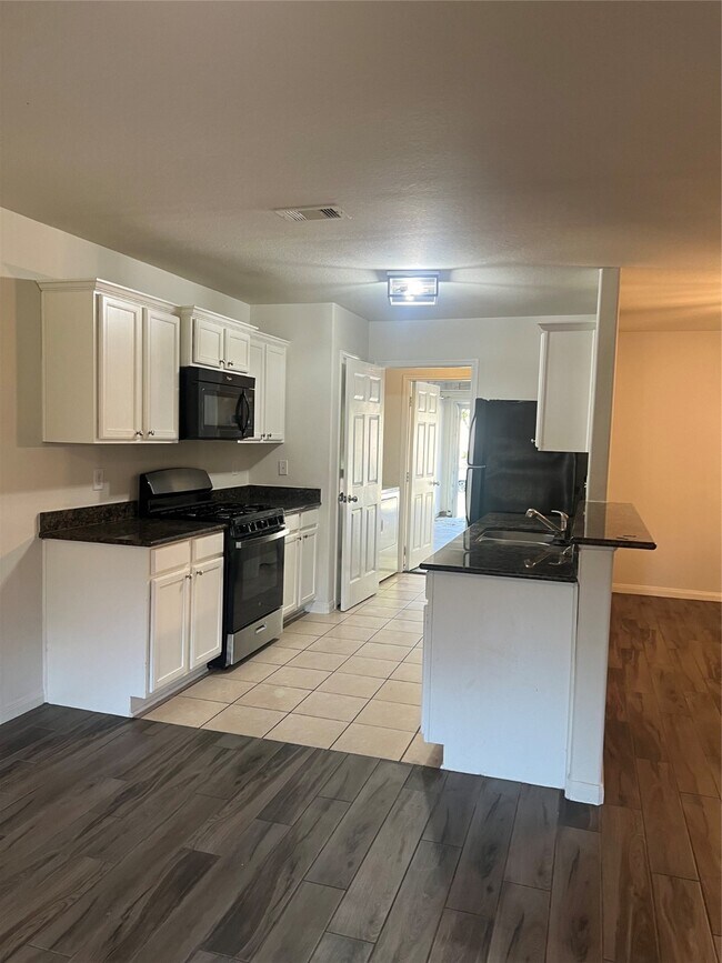 Photo - 9919 Opal Rock Dr