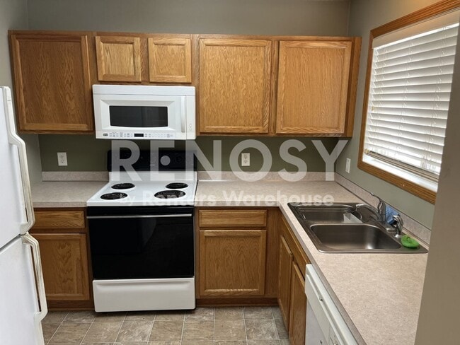 Photo - 16477 Timber Crest Dr SE