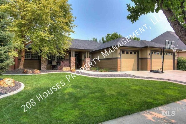 Immaculate Single-Level Home *50% off firs... - Immaculate Single-Level Home *50% off firs...