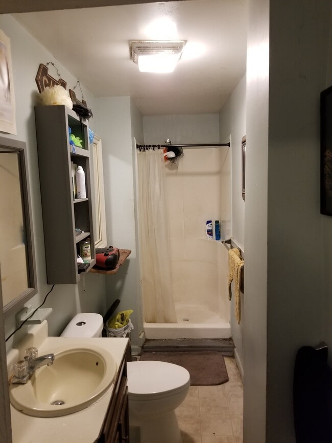 Main Floor Bathroom - 1011 2nd Ave Unit 1