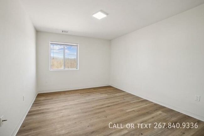 Photo - 300 College Park Dr Unit 301