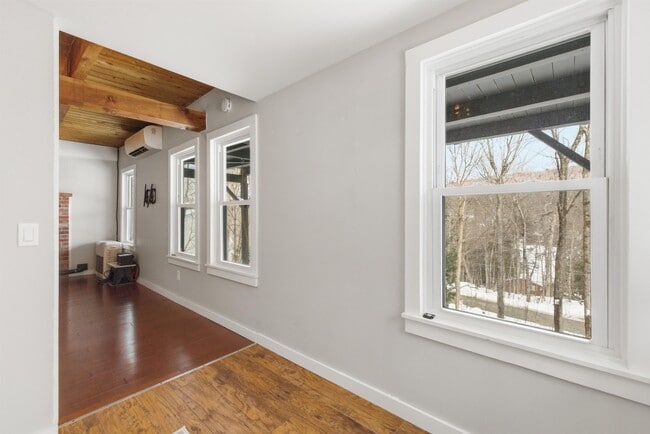 Photo - 25 Hilltop Dr
