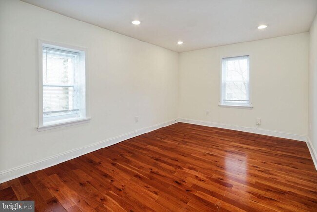 Photo - 1510 Brown St Unidad 3