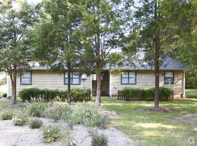 Valleyview Apartments - Valleyview Apartments