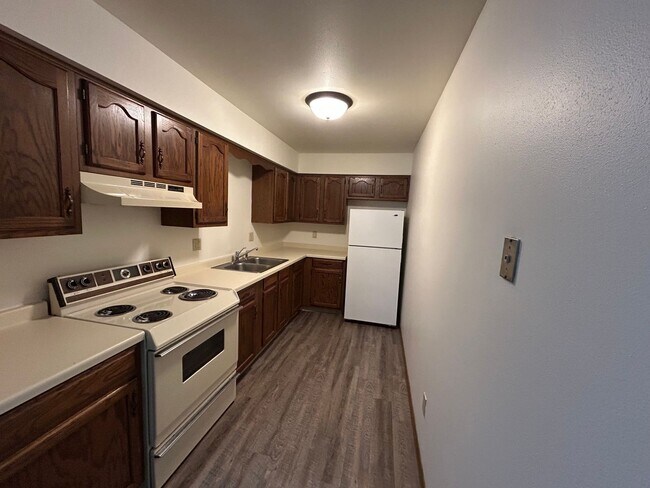 Photo - Prairie Village Apartments