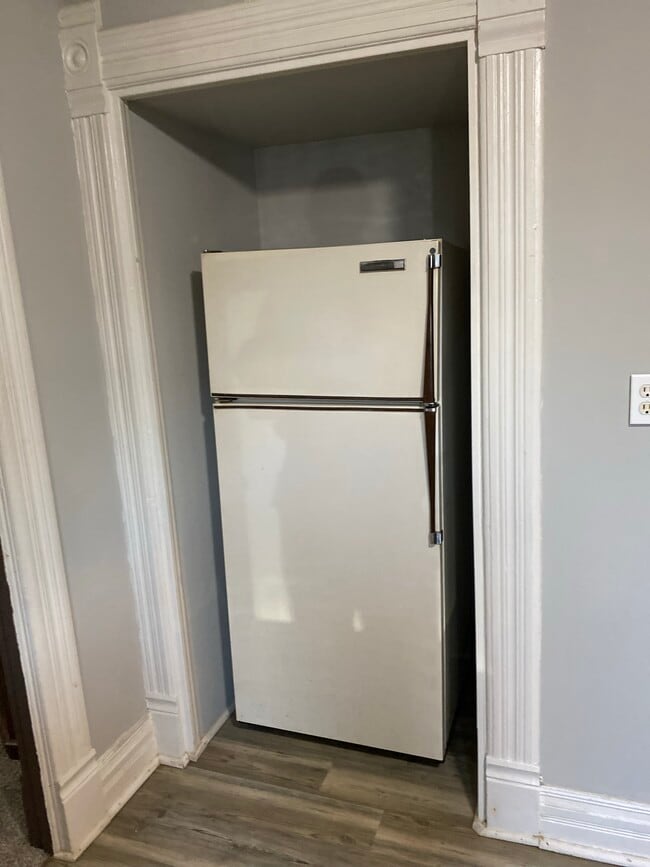 Photo - 362 N Line St